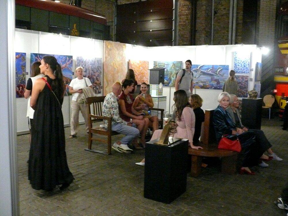 Боливар не вынесет двоих, или имя имеет значение 3