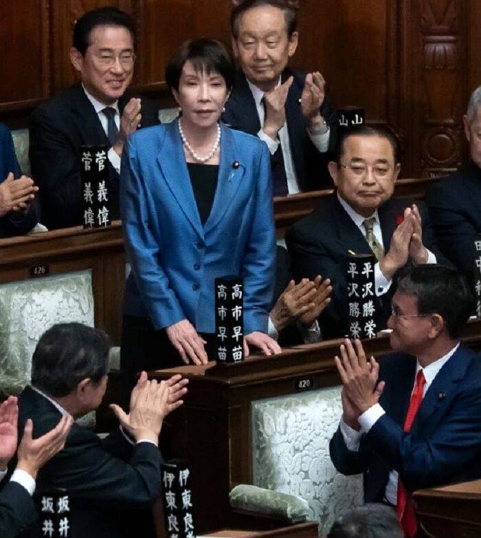 Волшебные палочки Санаэ Такаити 1